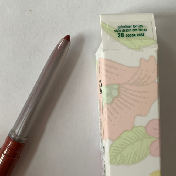 NEW Clinique lip liner - Picture 3 of 3